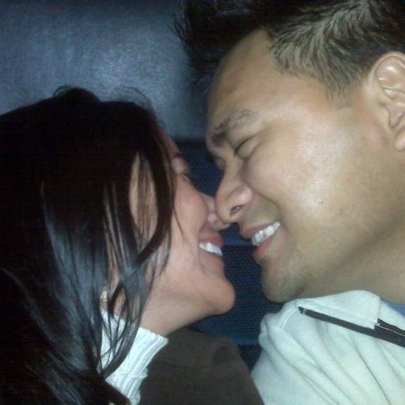 Meet your Posher, Nicole - Picture 1 of 1